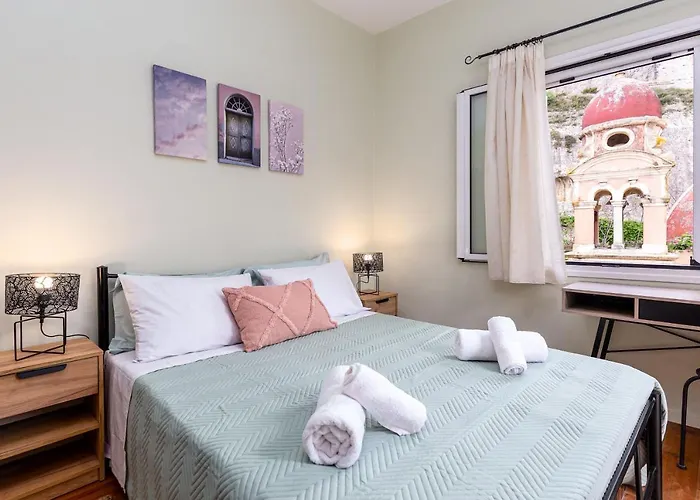 Olivia Guest House